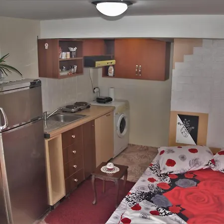 Apartamento Tirana's Stay! *